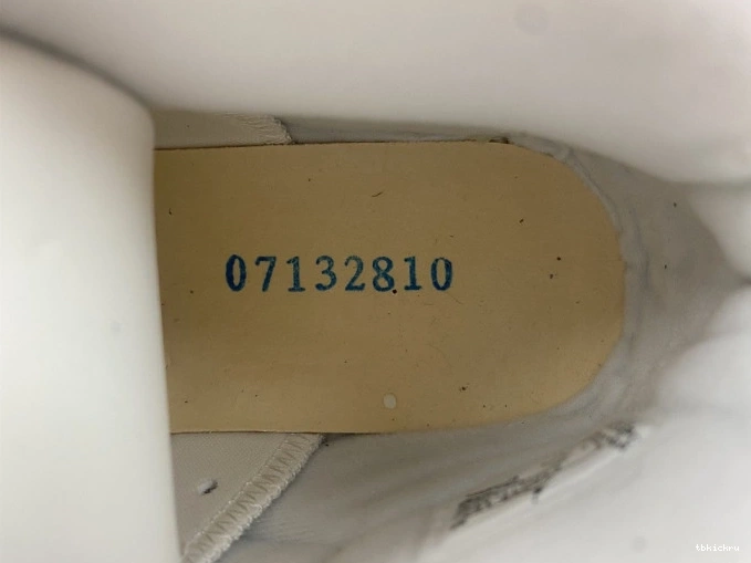 Reps TBkick Jordan Hare 6 CT8529-162 Retro 0725